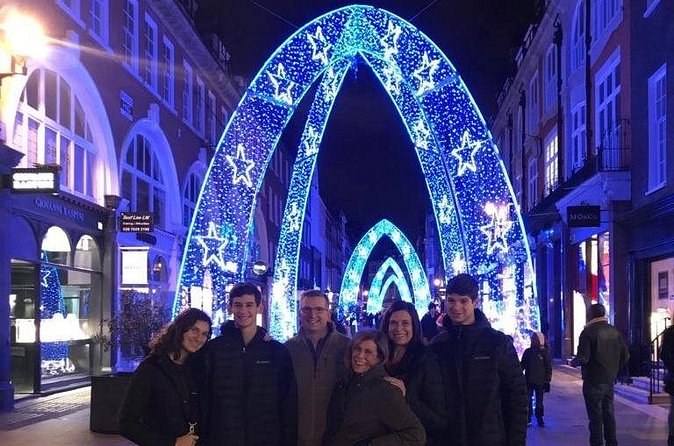 London Christmas Lights Private Tour by Traditional Black Cab