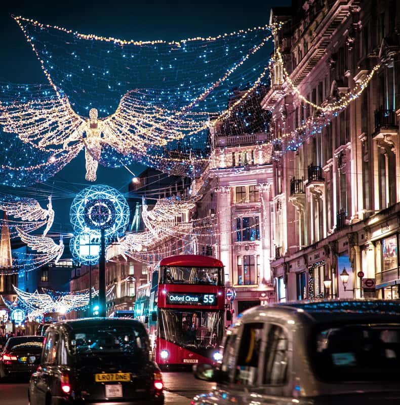 London Christmas Lights Tour by Vintage Bus Open Top